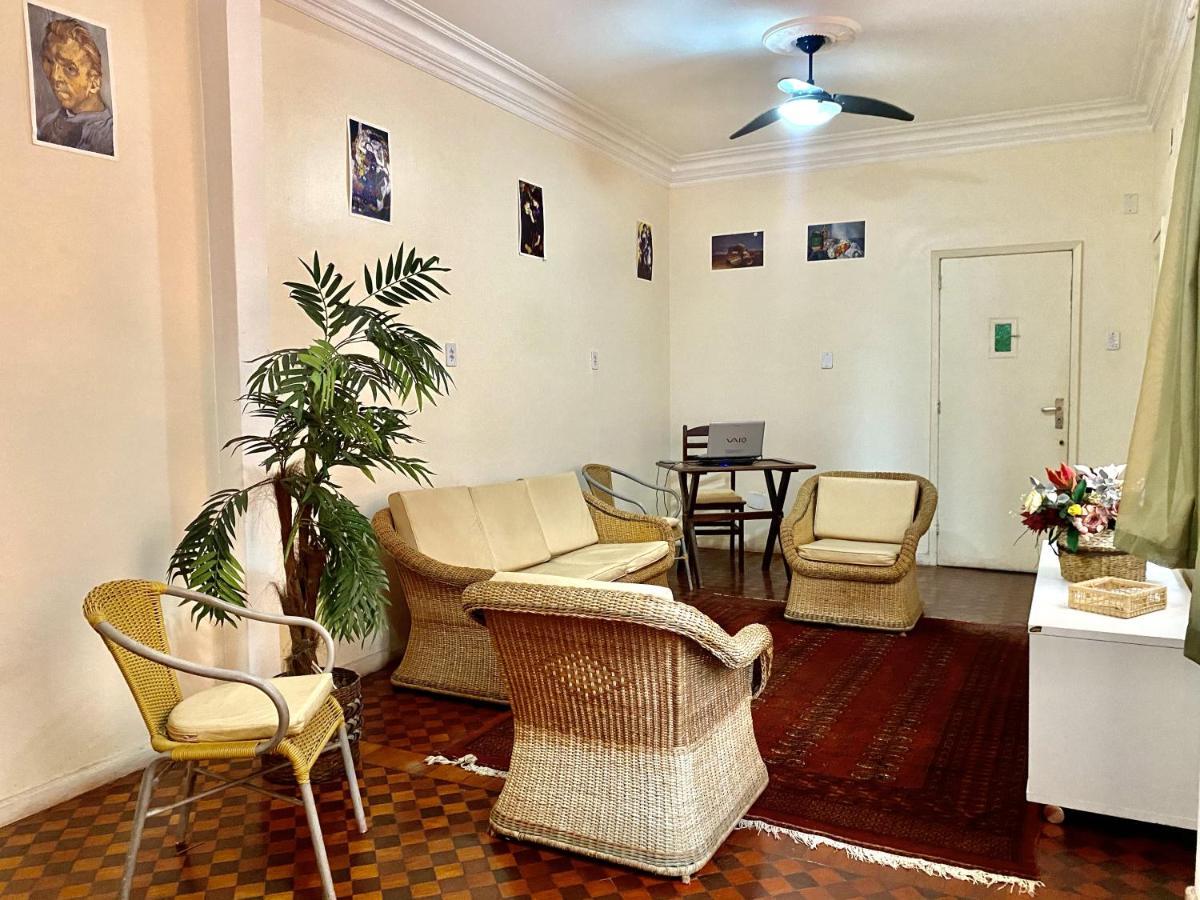 Rio Guesthouse - Um quarteirão da Praia de Copacabana Rio de Janeiro Exterior foto